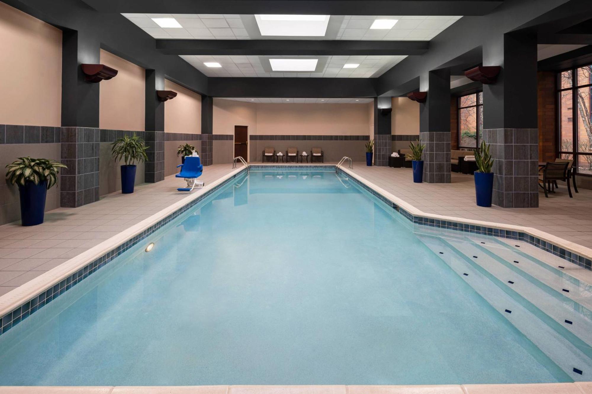 Cleveland Marriott East Hotel Warrensville Heights Kültér fotó